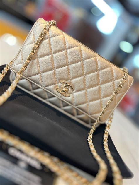 chanel iridescent beige